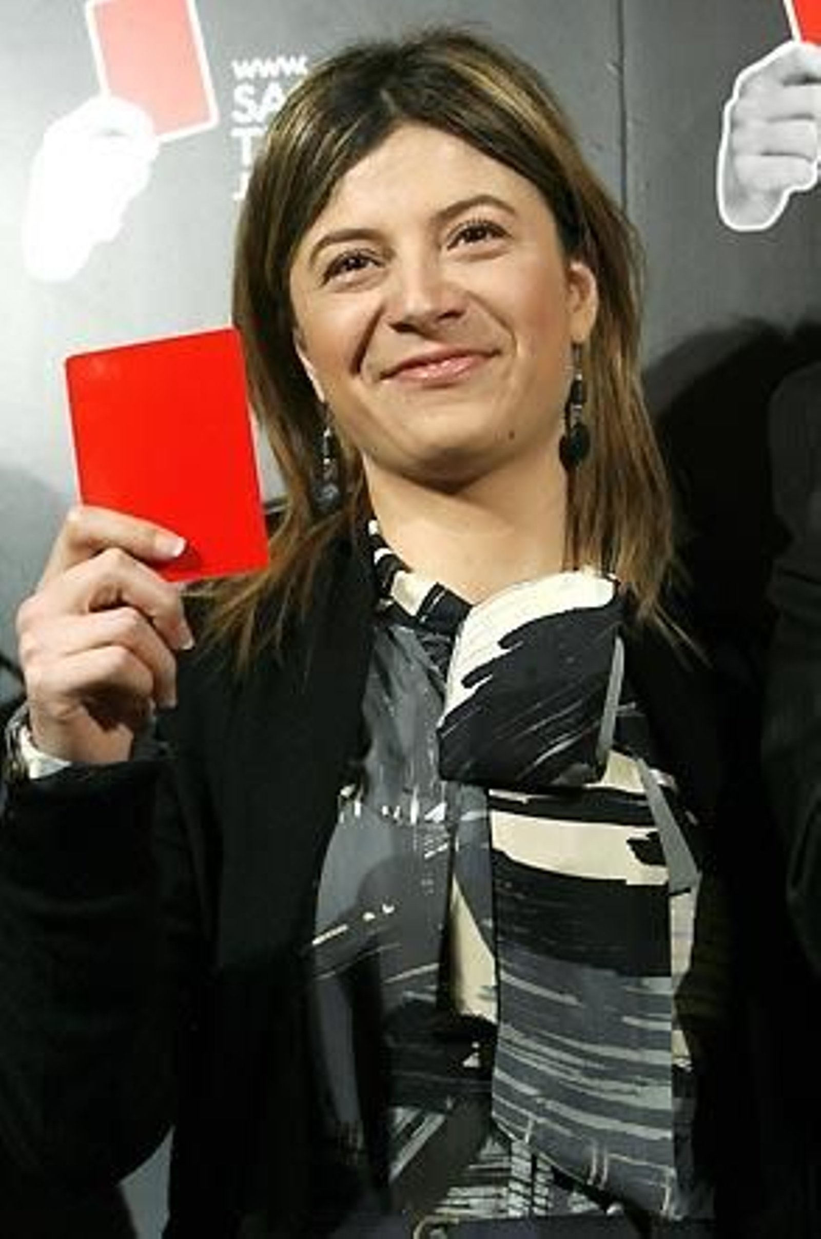 Aído pide "tarjeta roja" para el maltratador