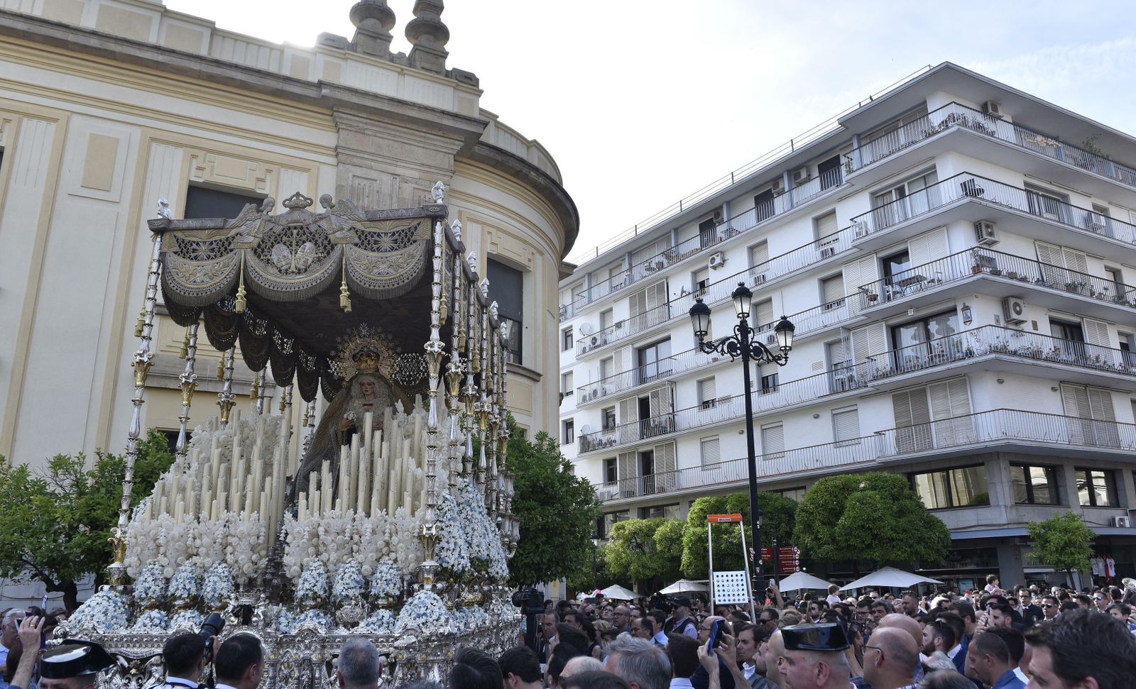 El regreso de la Virgen de los Ángeles tras su coronación, en imágenes