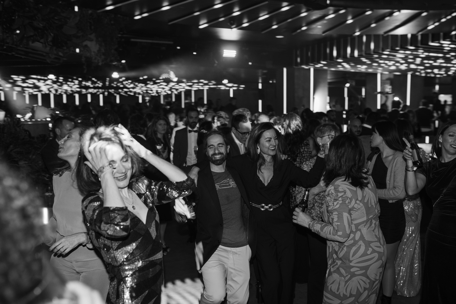 Un momento de la fiesta de La Claqueta, el sábado en la sala Abril. Un momento de la fiesta de La Claqueta, el sábado en la sala Abril.