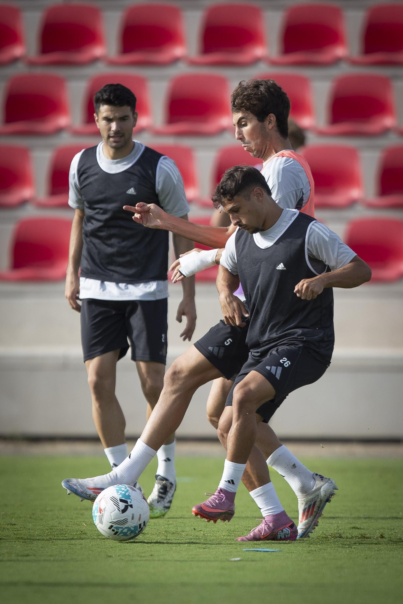 Las imágenes del entrenamiento del Granada CF