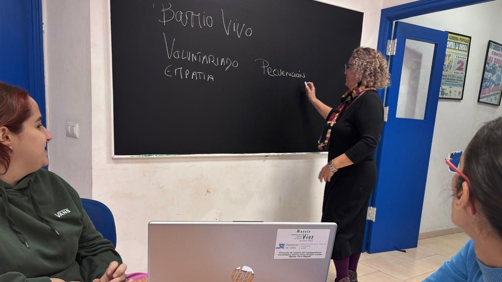 Uno de los talleres de Barrio Vivo en Algeciras.