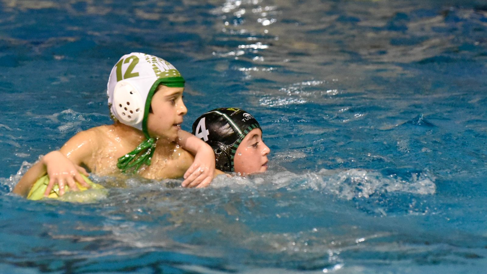 Las fotos del I Torneo benefico de Waterpolo Benjamin Proyecto 'Por una Sonrisa'