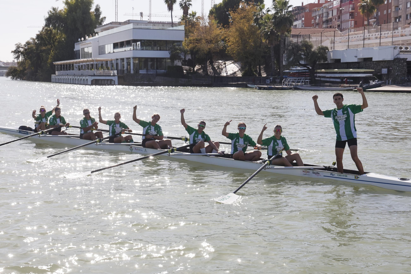 Las imágenes de la regata Sevilla-Betis