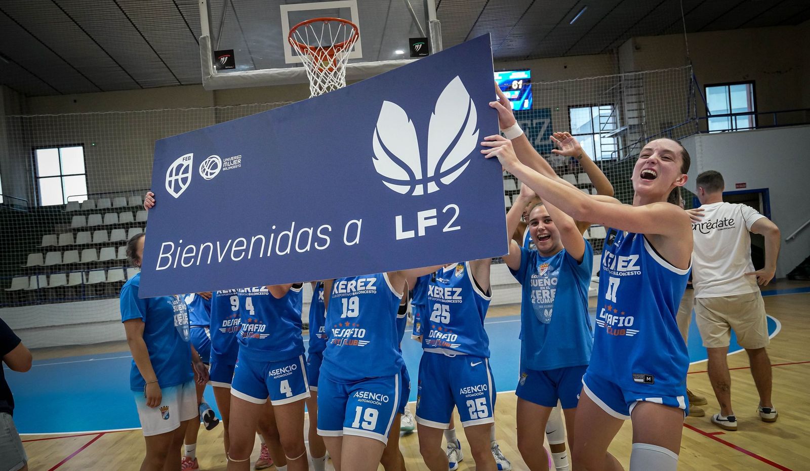 Imágenes del ascenso del Xerez CD Baloncesto a la Liga Femenina 2