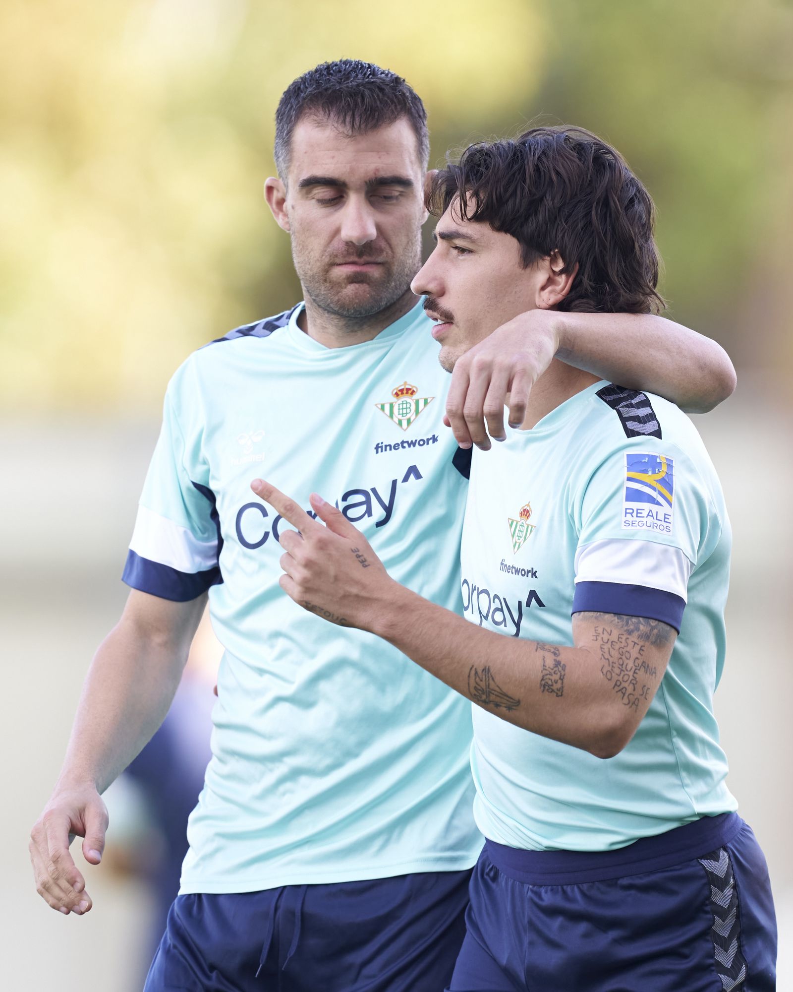El primer entrenamiento de Sokratis en el Betis.