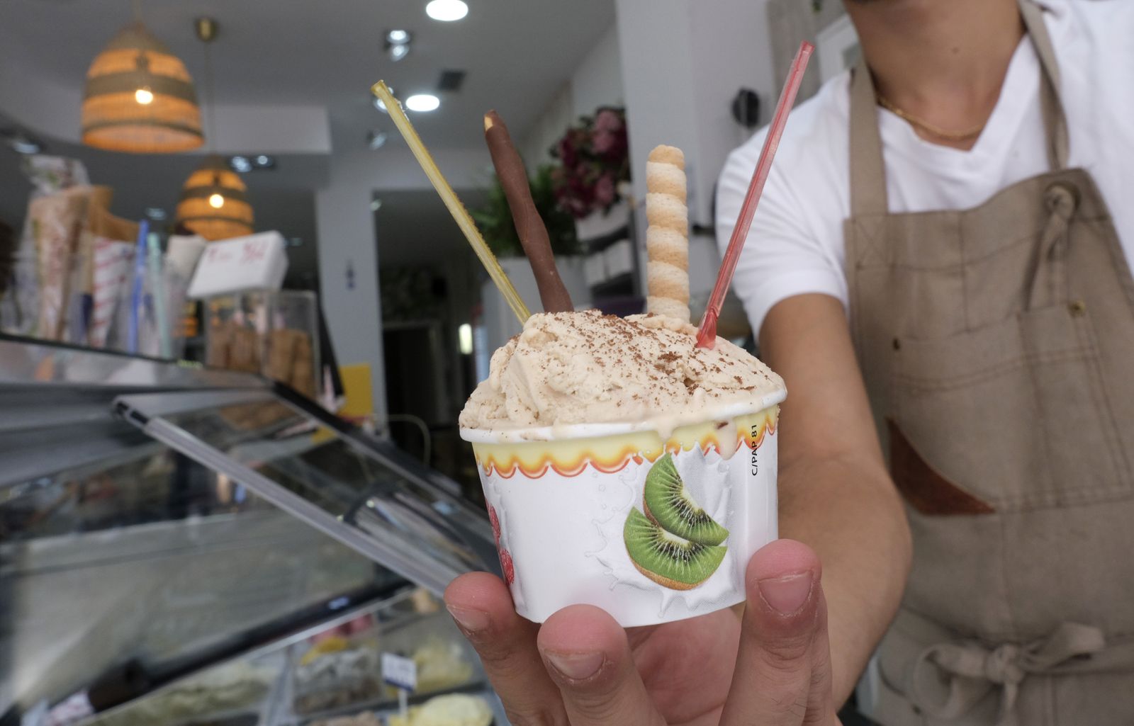 Las heladerías de Córdoba refrescan el verano, en fotografías