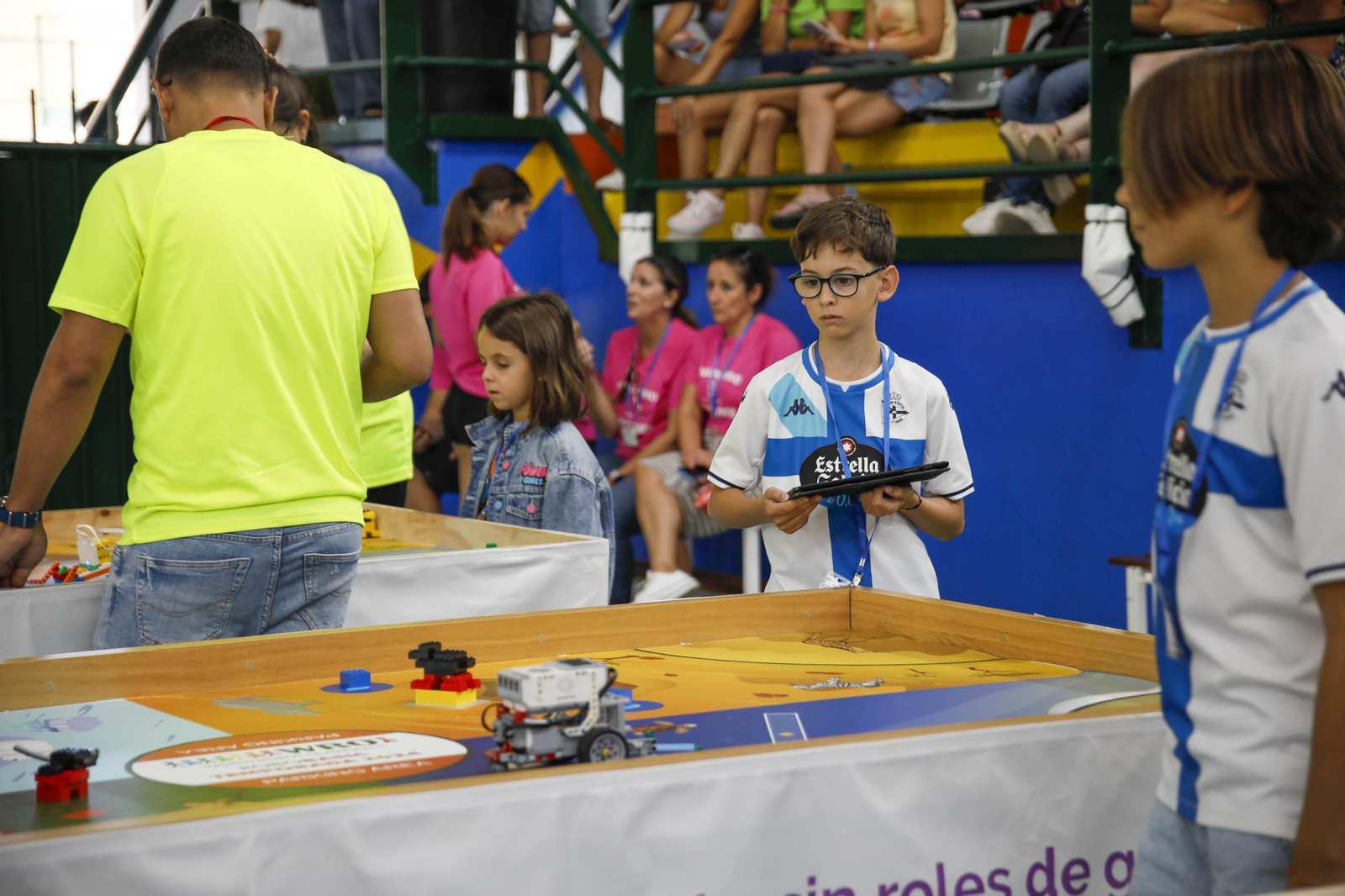 Las imágenes del World robot olympiad en Huércal de Almería