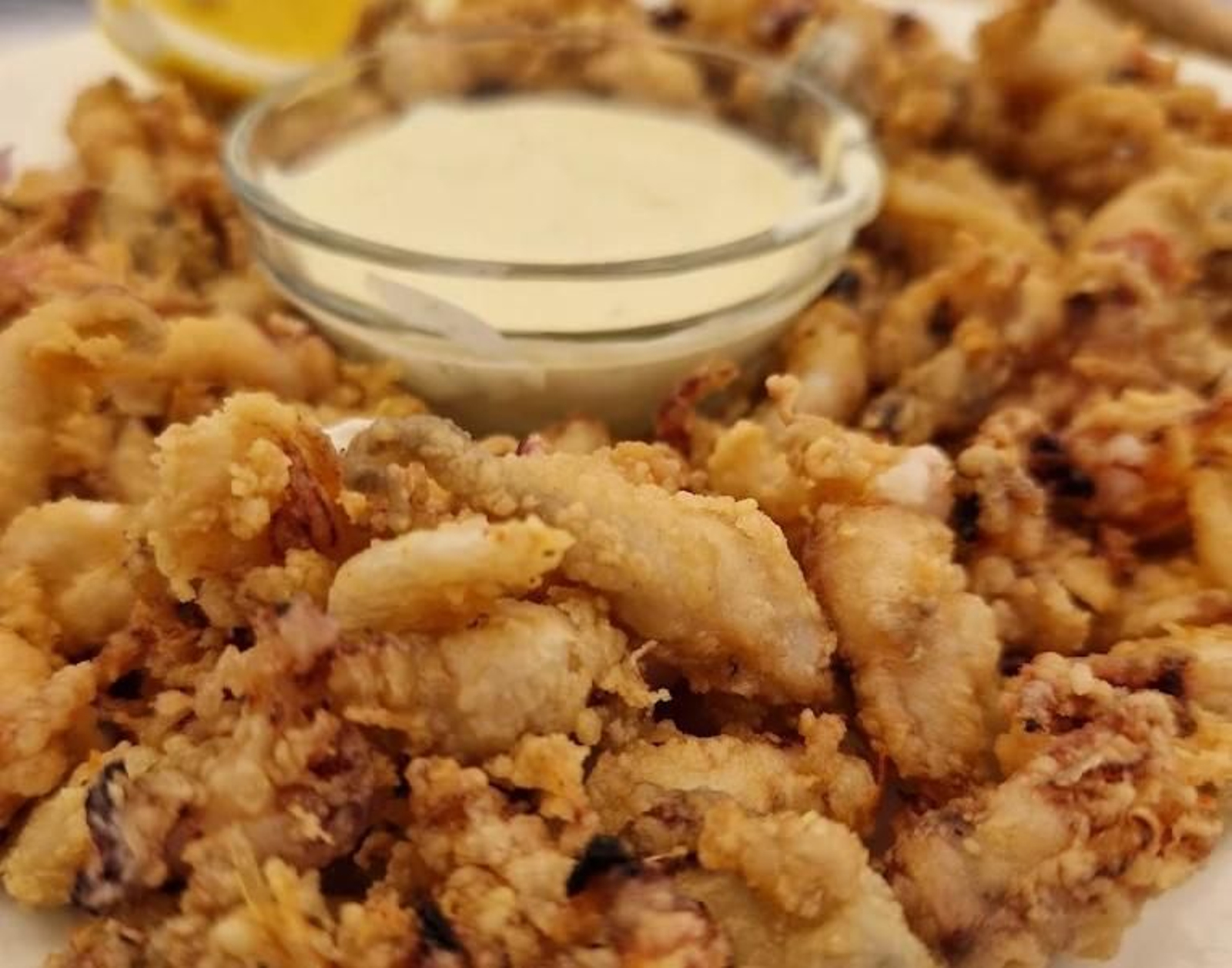 Restaurante El Corral "cerca del trompeta, tienen para comer pescado frito sin gluten"