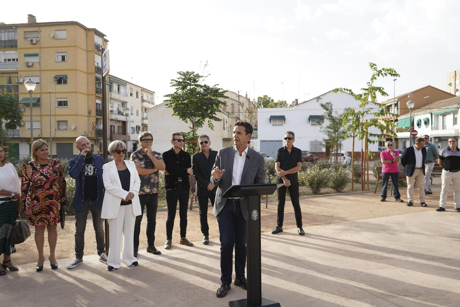 Granada homenajea a 091, seña de identidad del rock, dedicándole un parque