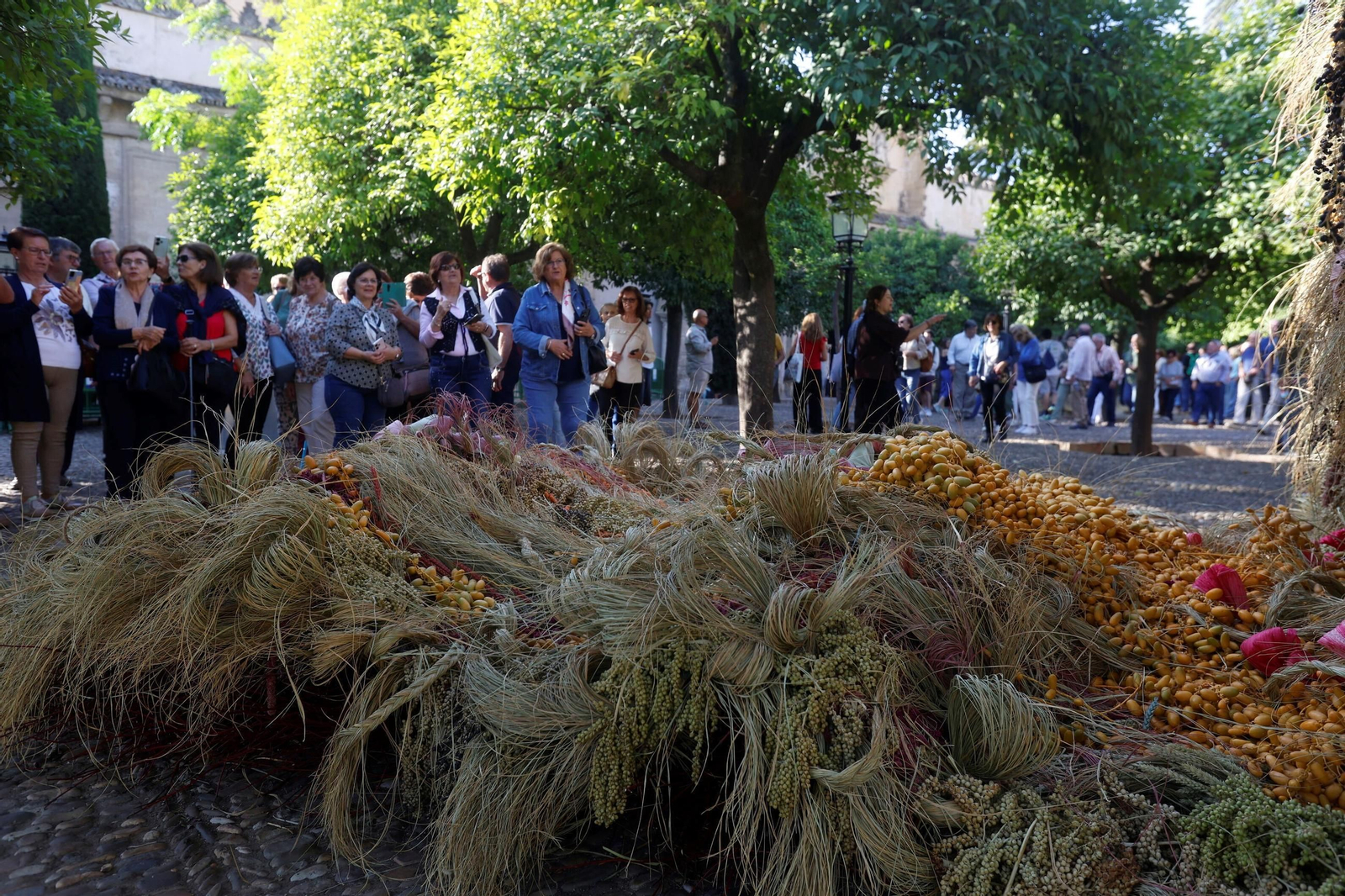 Las creaciones de los artistas de Flora, en imágenes