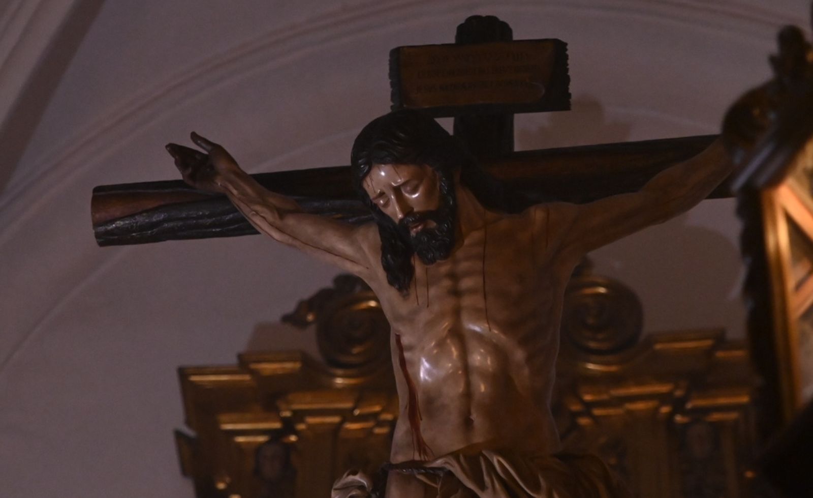 Las mejores imágenes de la hermandad de la Buena Muerte en la Madrugada de Córdoba