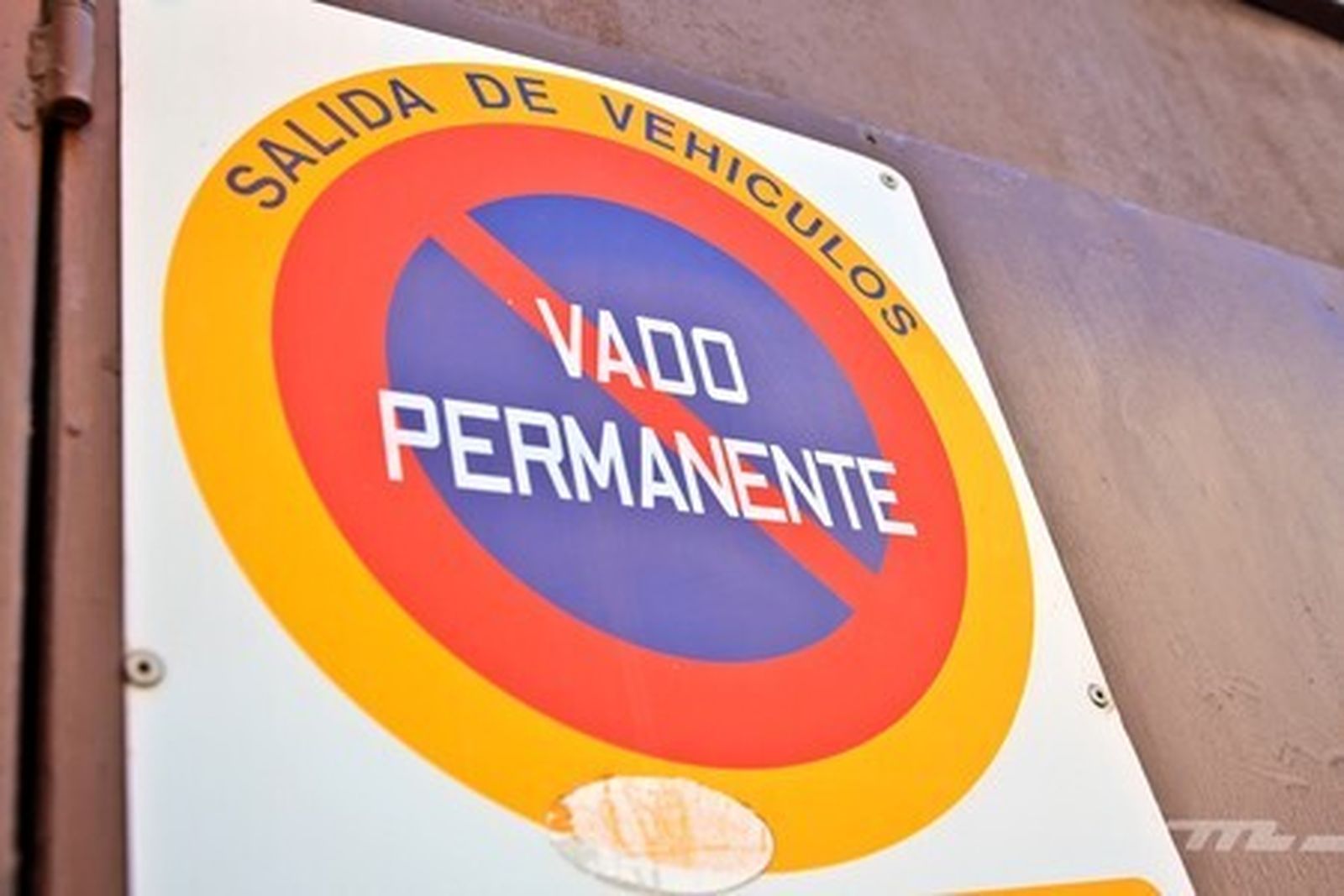 La licencia de vado permanente hay que renovarla cada año
