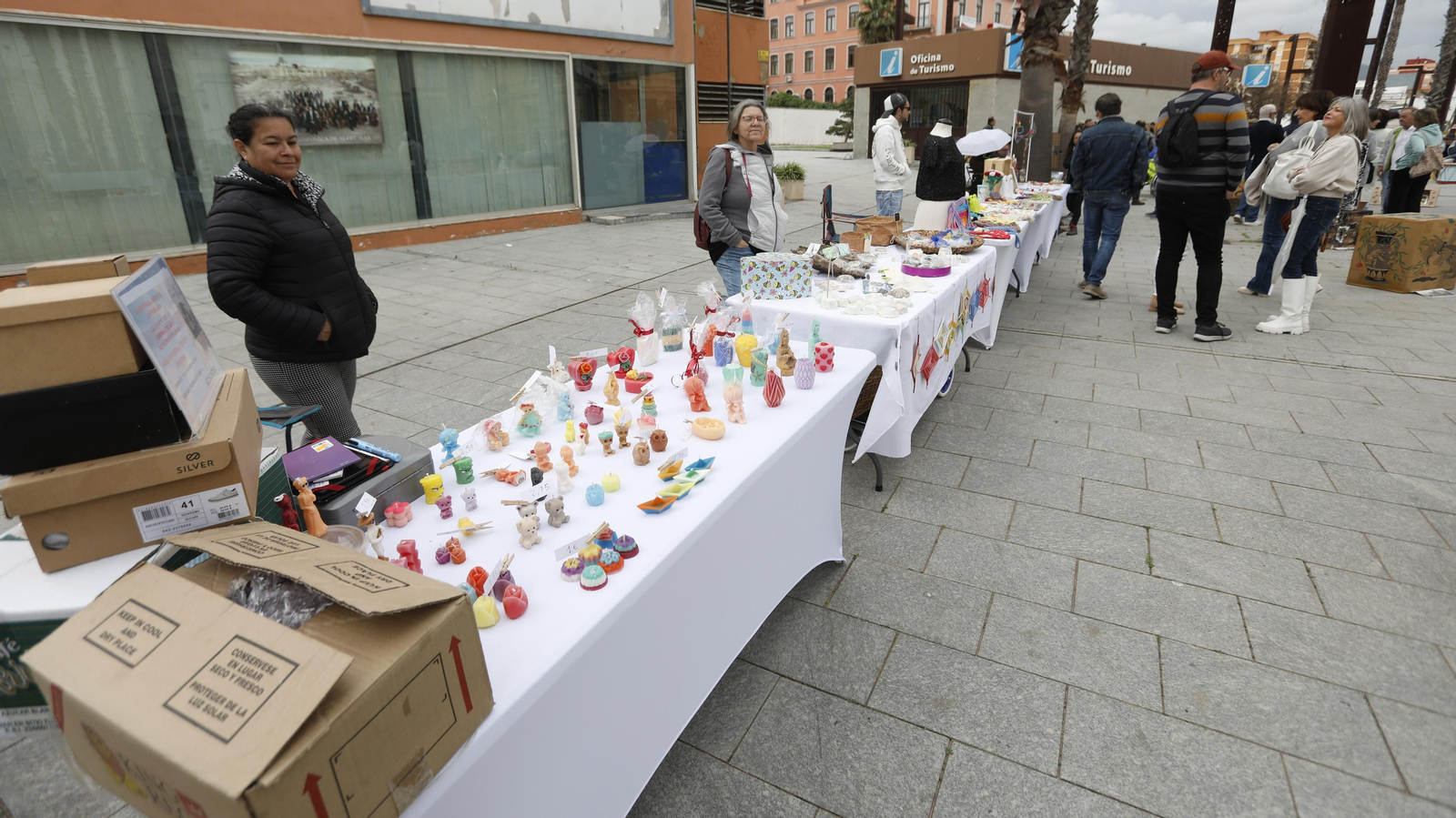 Fotos de las actividades por el Día Mundial del Arte en Algeciras