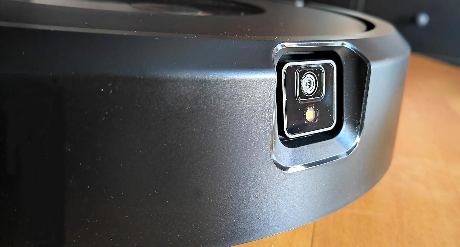 Robot aspirador y friegasuelos Roomba Combo j9+