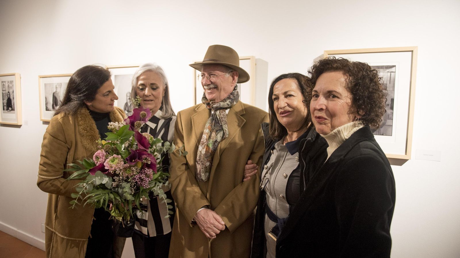 Paco Fernández durante la inauguración de la muestra en el Corral del Carbón en 2020.