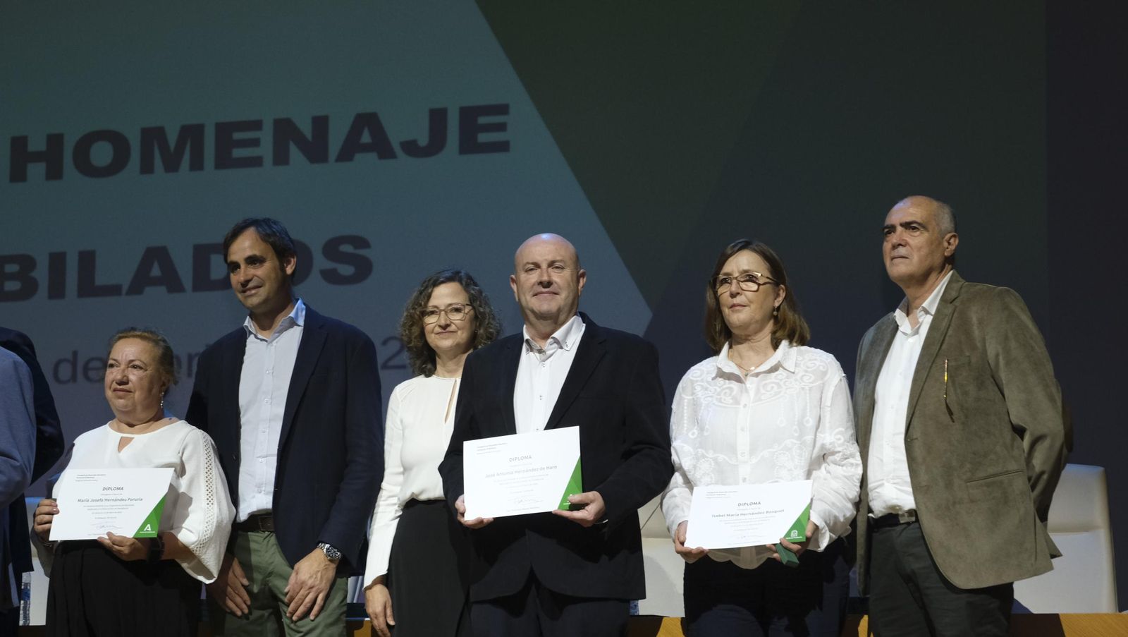 Las imágenes del homenaje a los docentes almerienses en su jubilación