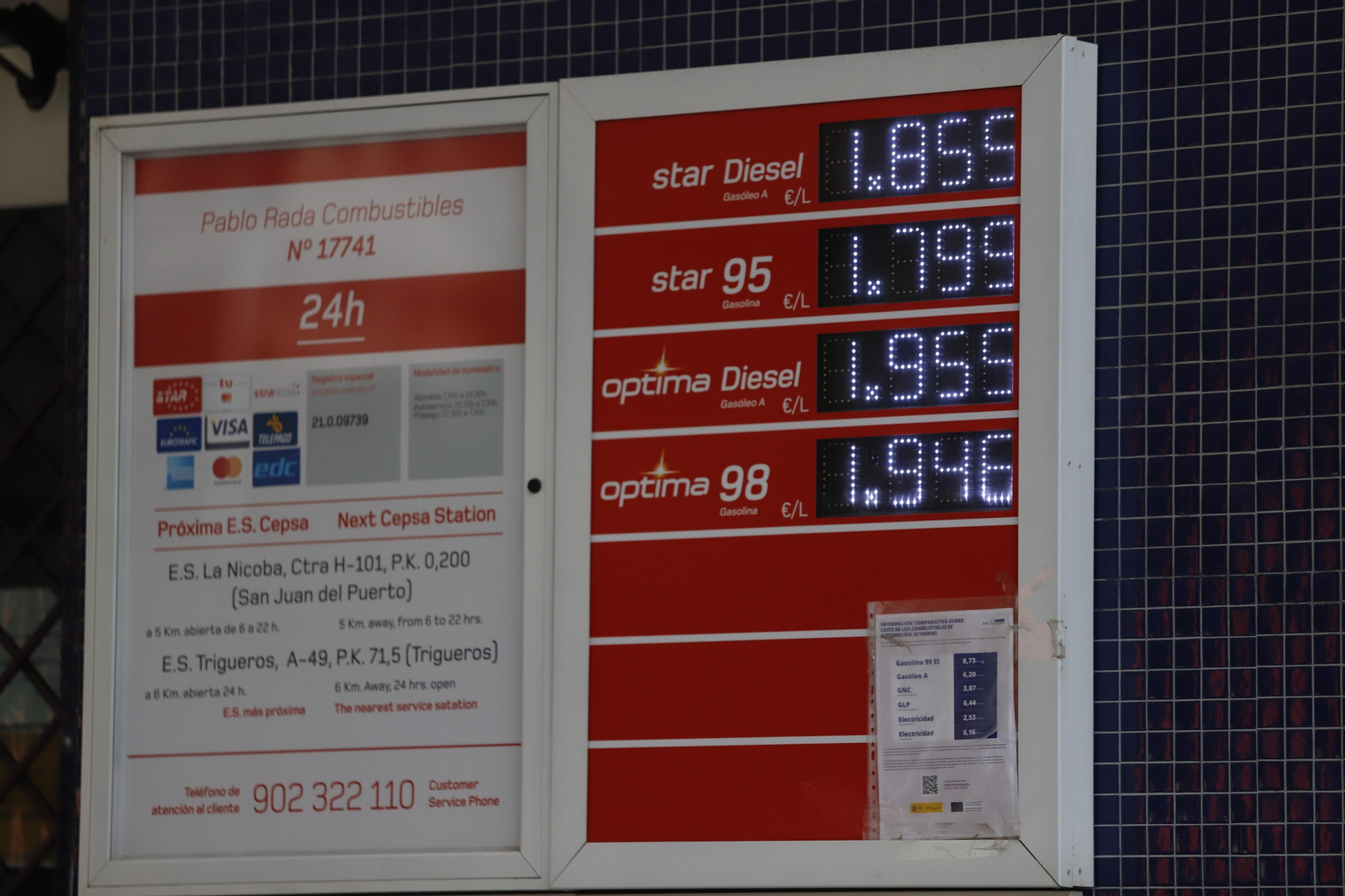 Imágenes de las gasolineras con el descuento de 20 céntimos del Gobierno en el combustible