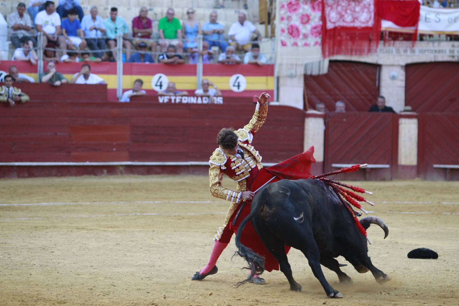 Imágenes de la corrida de toros del jueves en la Feria de Almería 2024