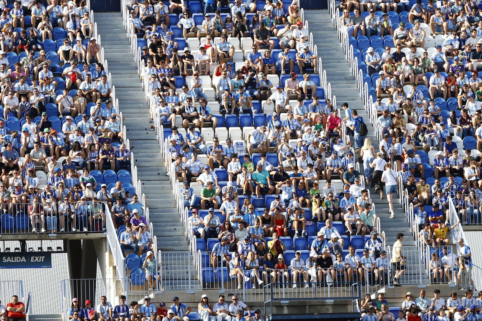 Búscate en las gradas de La Rosaleda en el Málaga CF-Burgos