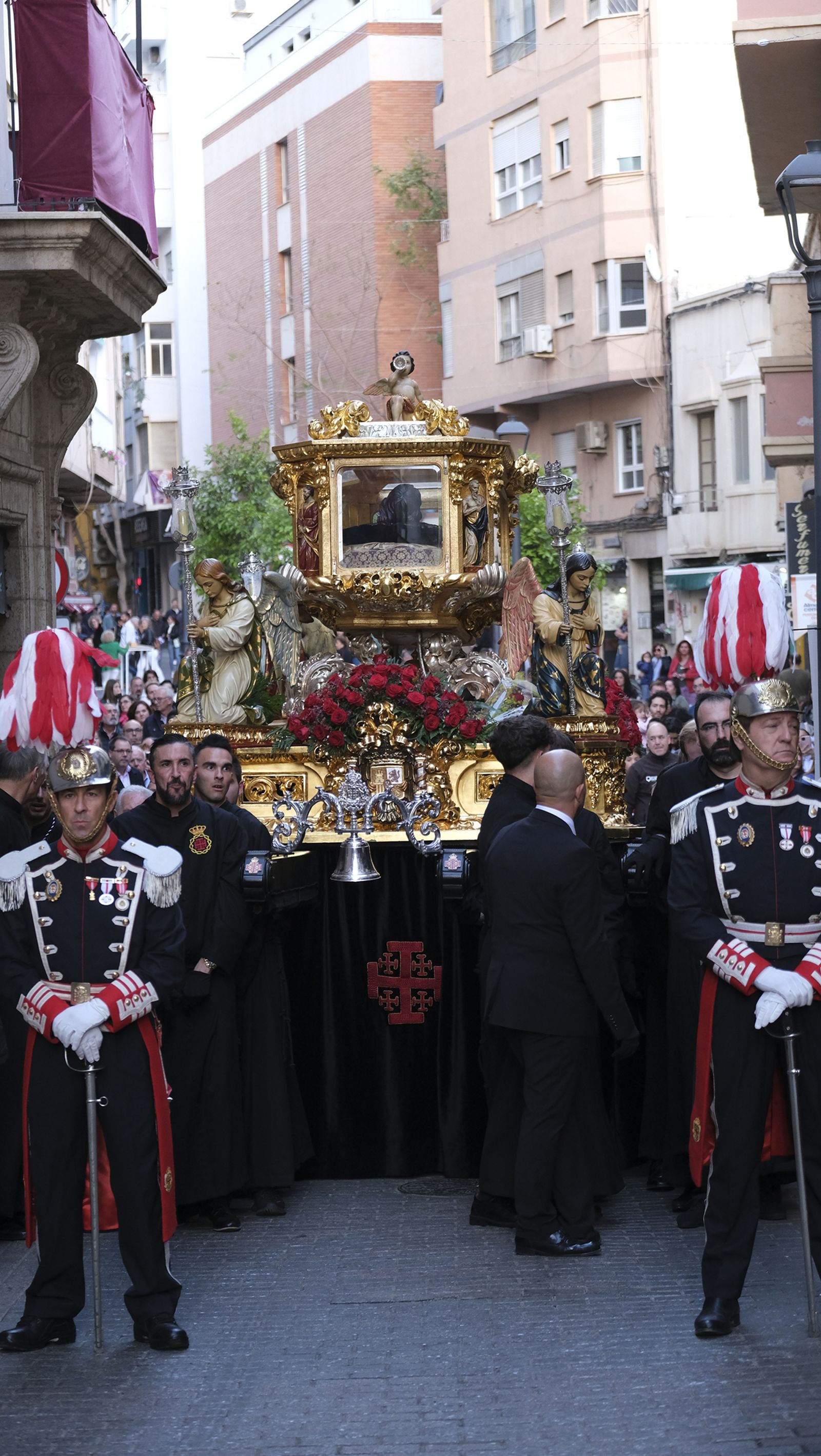 Procesión del Santo Entierro en Almería, en imágenes
