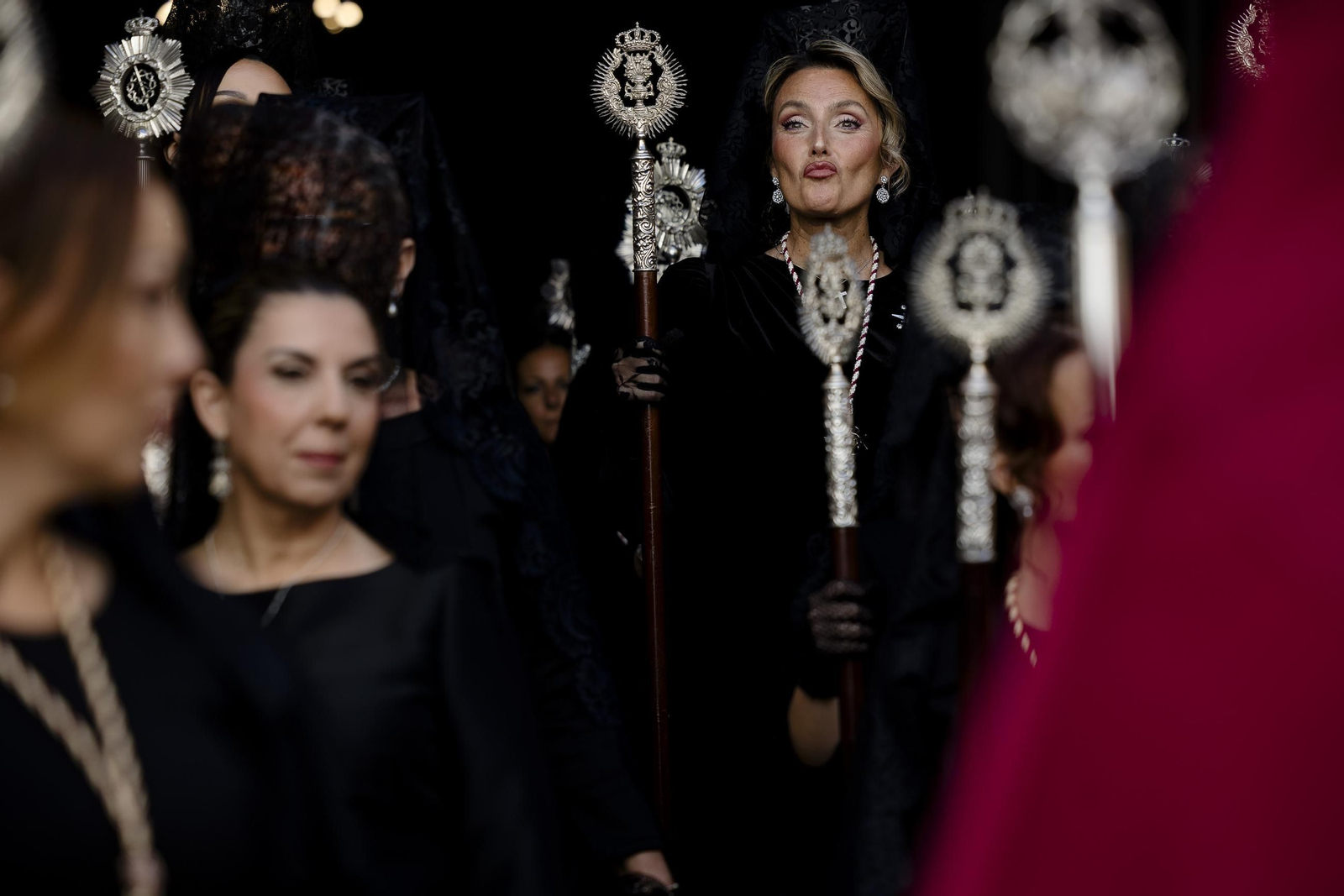 Imágenes de la salida de Sentencia en la Semana Santa de Cádiz 2025