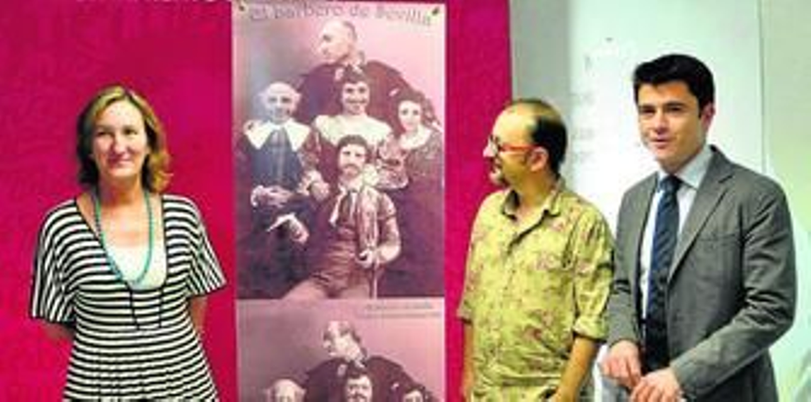 El director de Producciones Imperdibles, José María Roca, con los delegados María del Mar Sánchez Estrella y Beltrán Pérez.