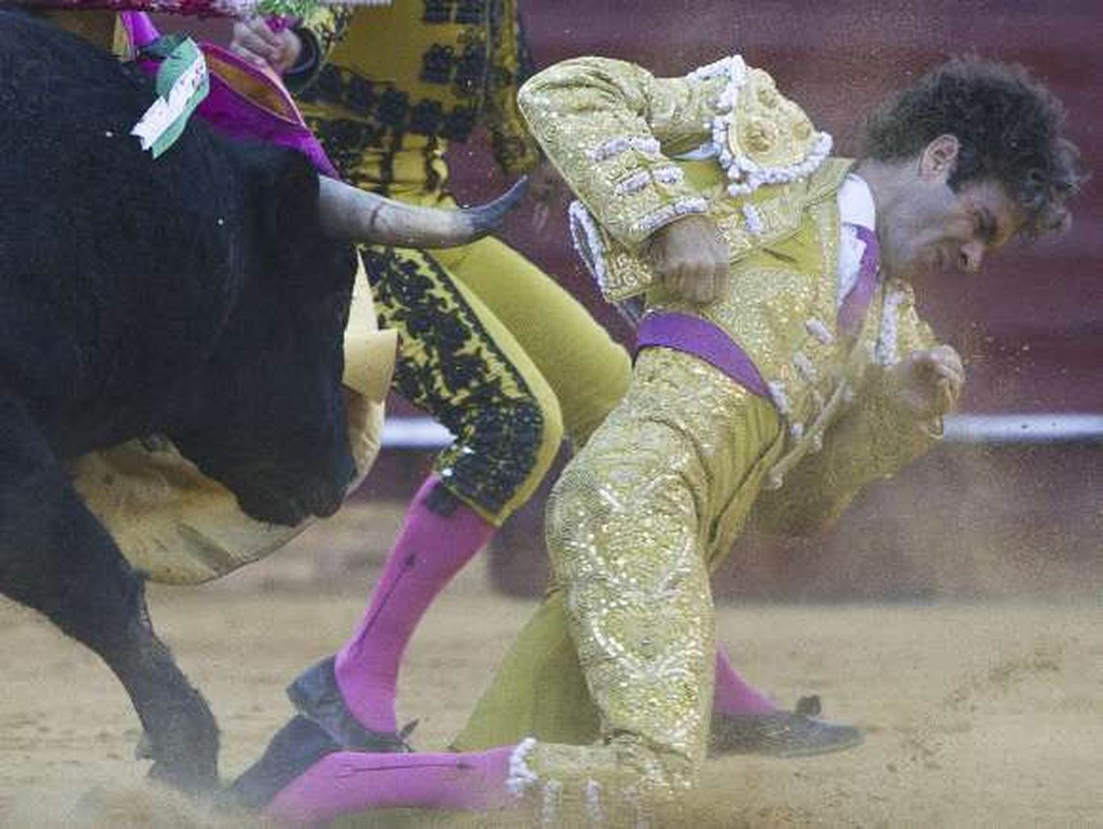 Oreja a José Tomás y Luque en una tarde sin la esperada apoteosis
