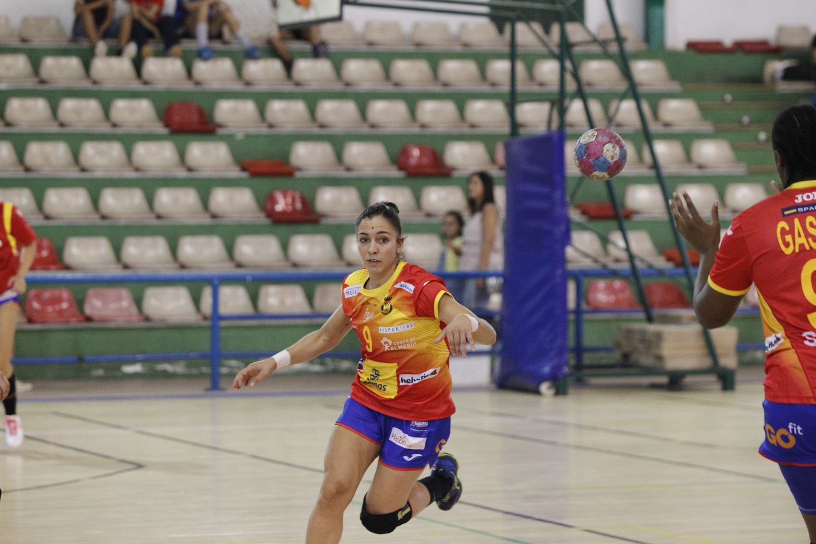 Fotogalería 'guerreras de balonmano'. Entrenamiento Selección Española
