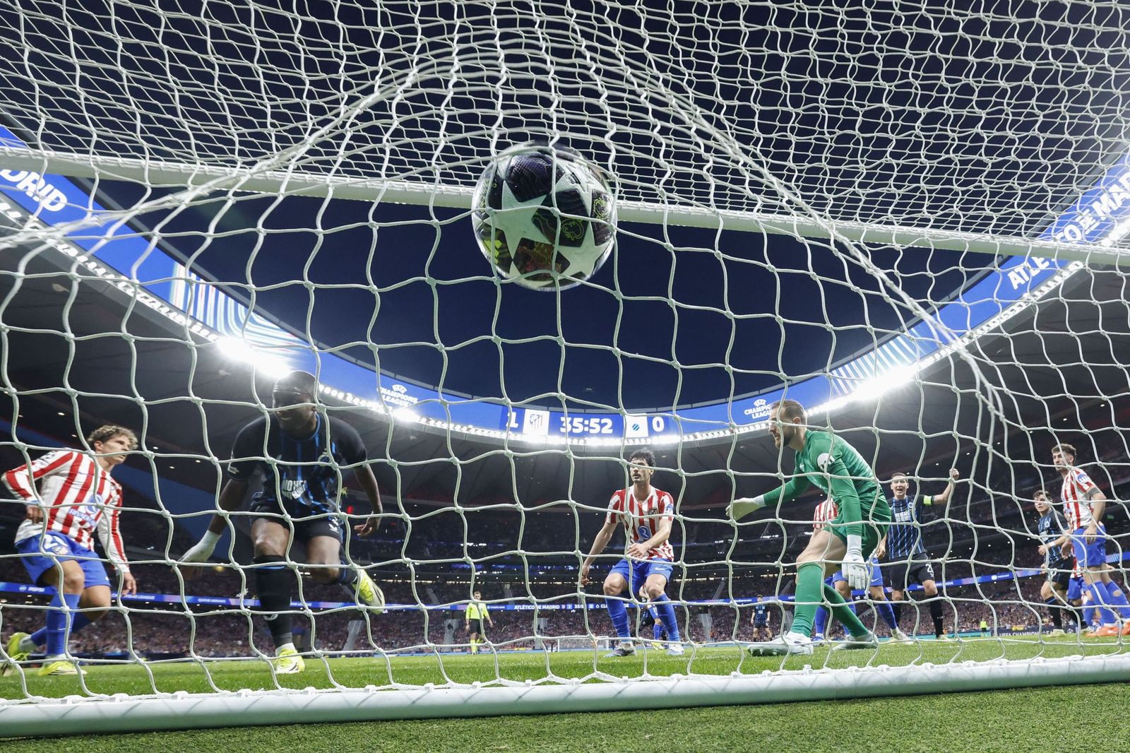 Las fotos del Atlético de Madrid - Brujas