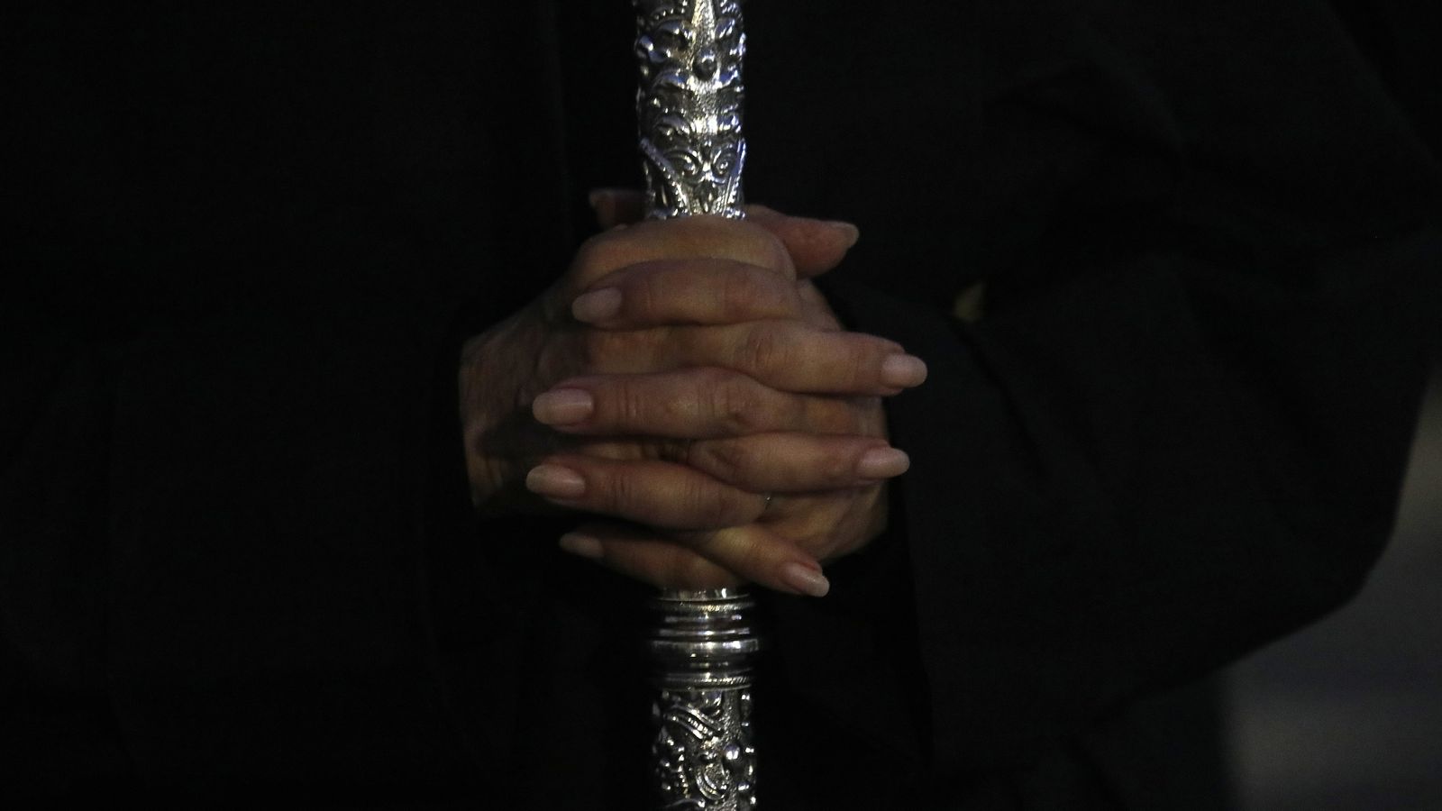 Fotos del Lunes Santo en La Línea: Cristo de la Esperanza y María Santísima de la Concepción (Silencio)