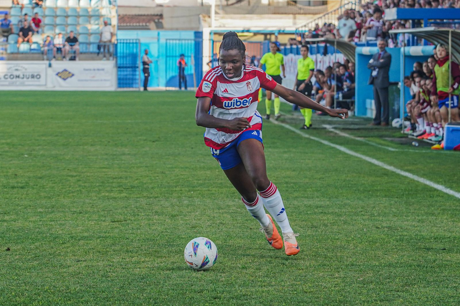 Las mejores imágenes del Granada CF - Levante UD en Motril