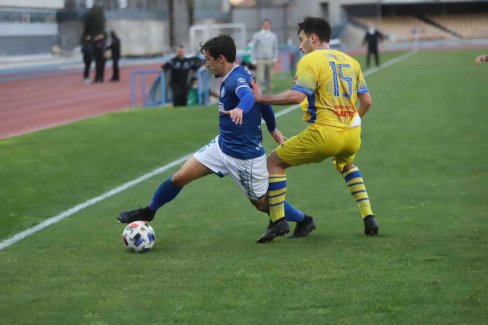 Imágenes del partido entre el Xerez DFC-Conil