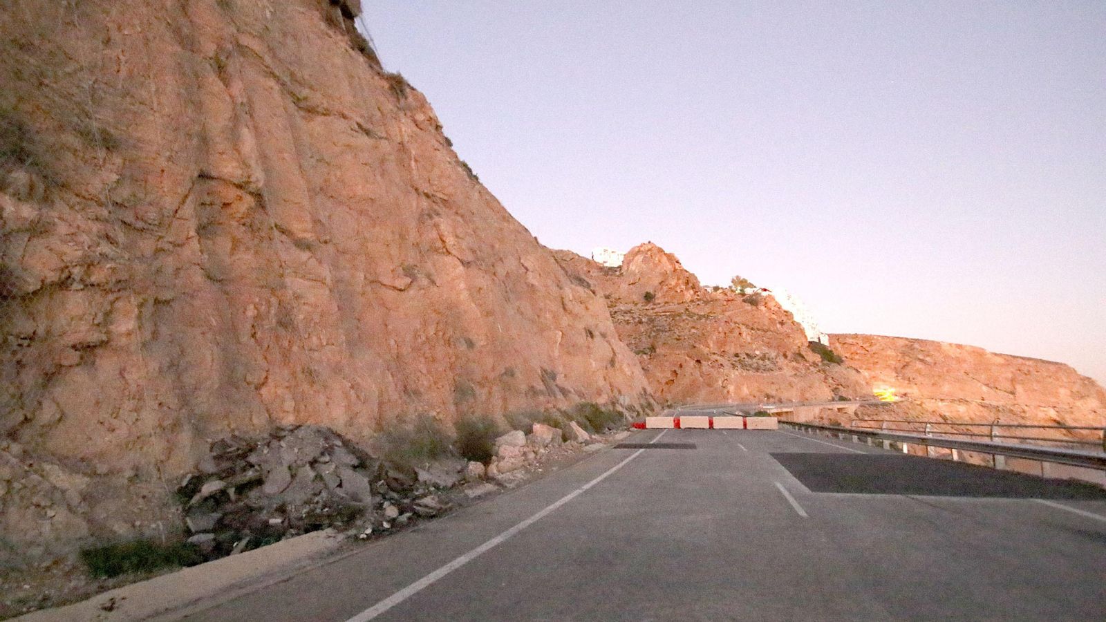 El tramo del Cañarete sigue cortado al tráfico a la espera del inicio de obras