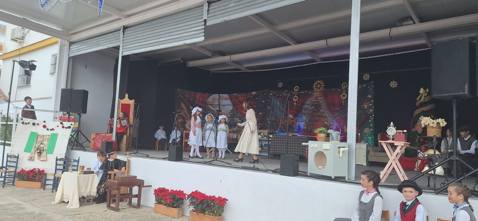 Los alumnos del CEIP Torrecera disfrutan de un divertido teatro infantil