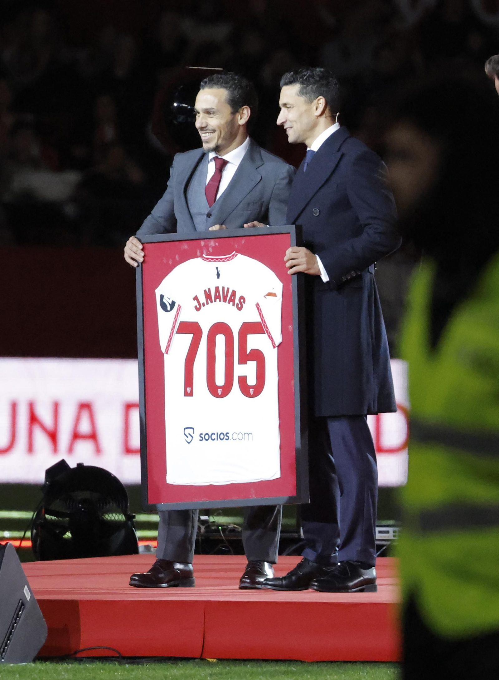 Las imágenes del homenaje a Jesús Navas