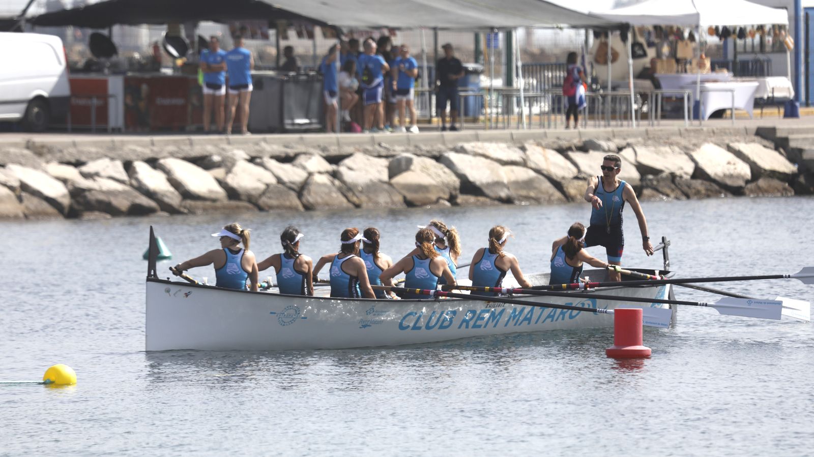 Las fotos de la primera jornada del Campeonato de España de remo en banco fijo LLaut de La Línea