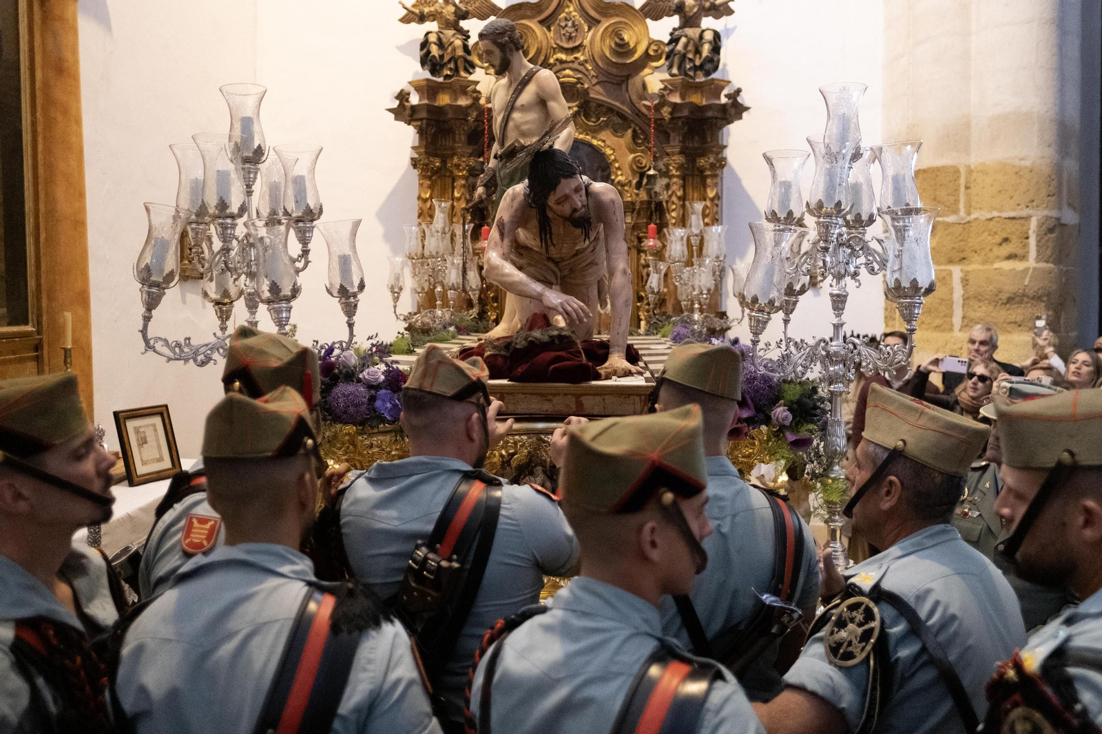 La Legión en el Miércoles Santo de Antequera, en imágenes