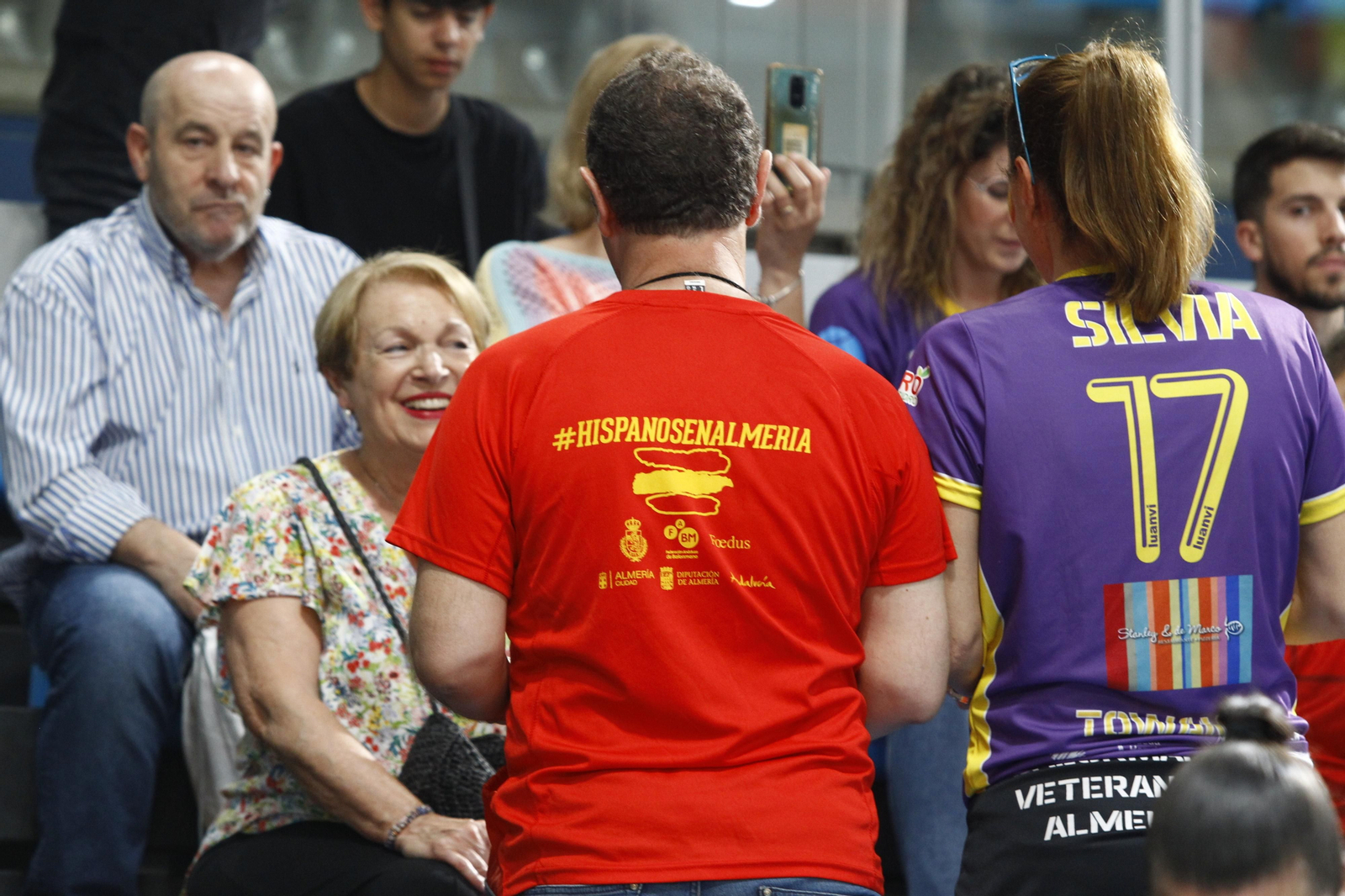 Imágenes del España-Dinamarca de la EHF Euro Cup de balonmano, en Almería