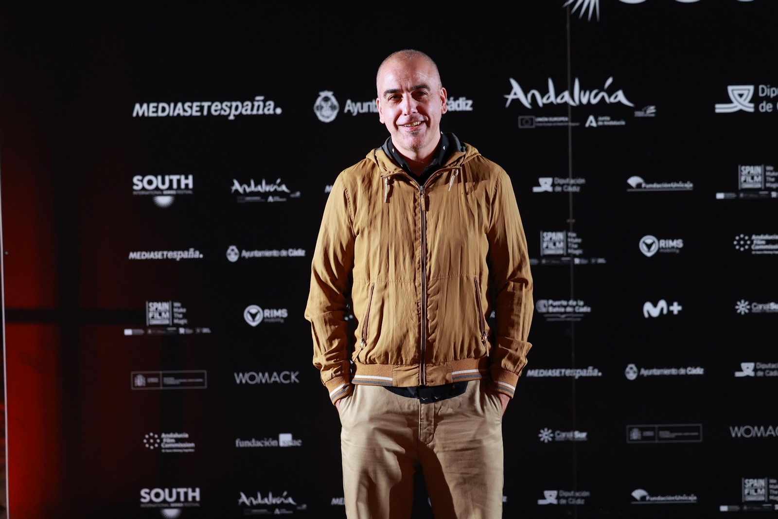 Las imágenes de la última gran alfombra roja de South International Series Festival Cádiz: Eduardo Noriega, Paco León, Ingrid Rubio, Benito Zambrano...