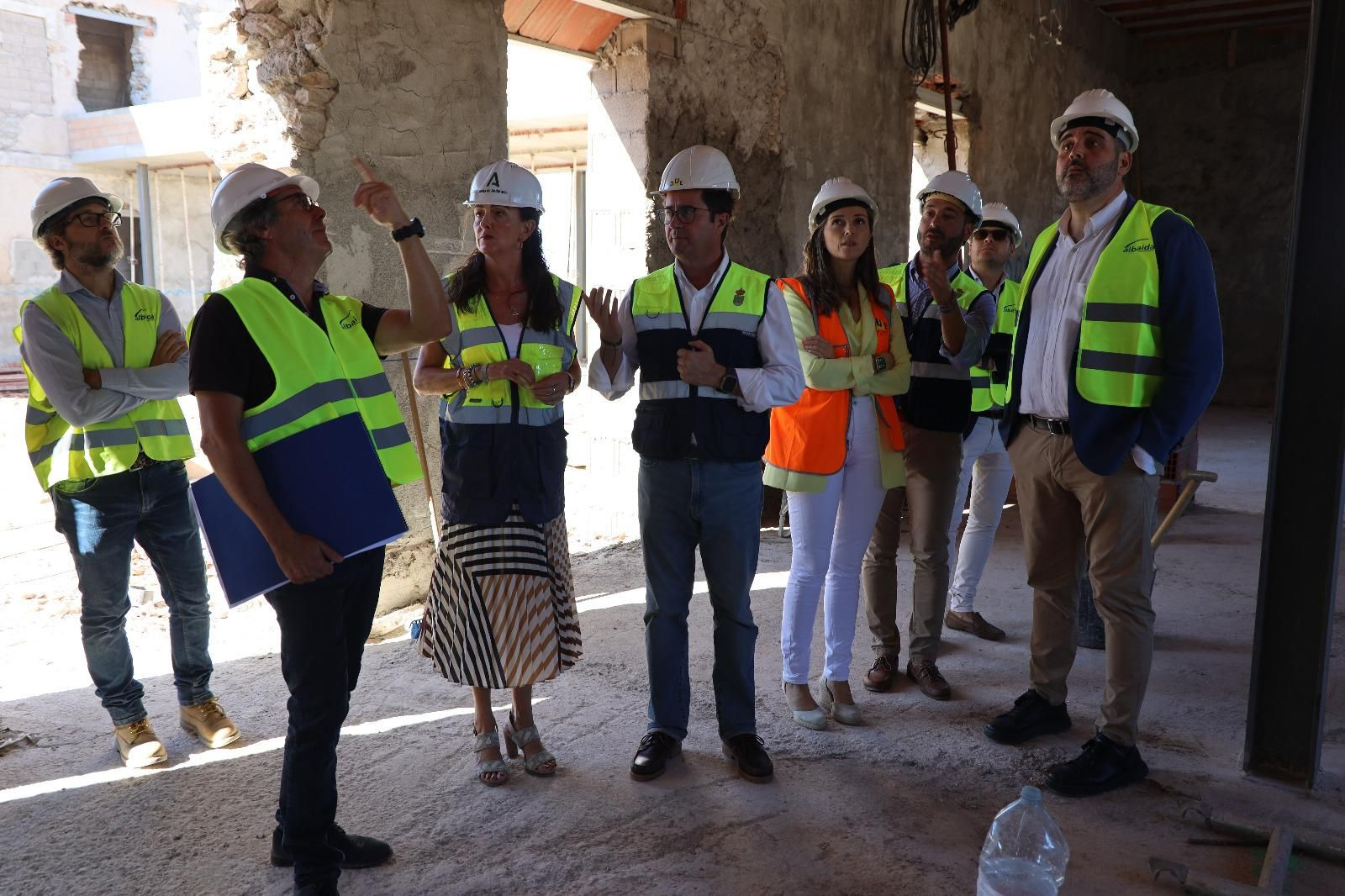 Visita institucional a los trabajos en el que será el futuro Centro de Experiencias Gastronómicas de El Ejido Visita institucional a los trabajos en el que será el futuro Centro de Experiencias Gastronómicas de El Ejido