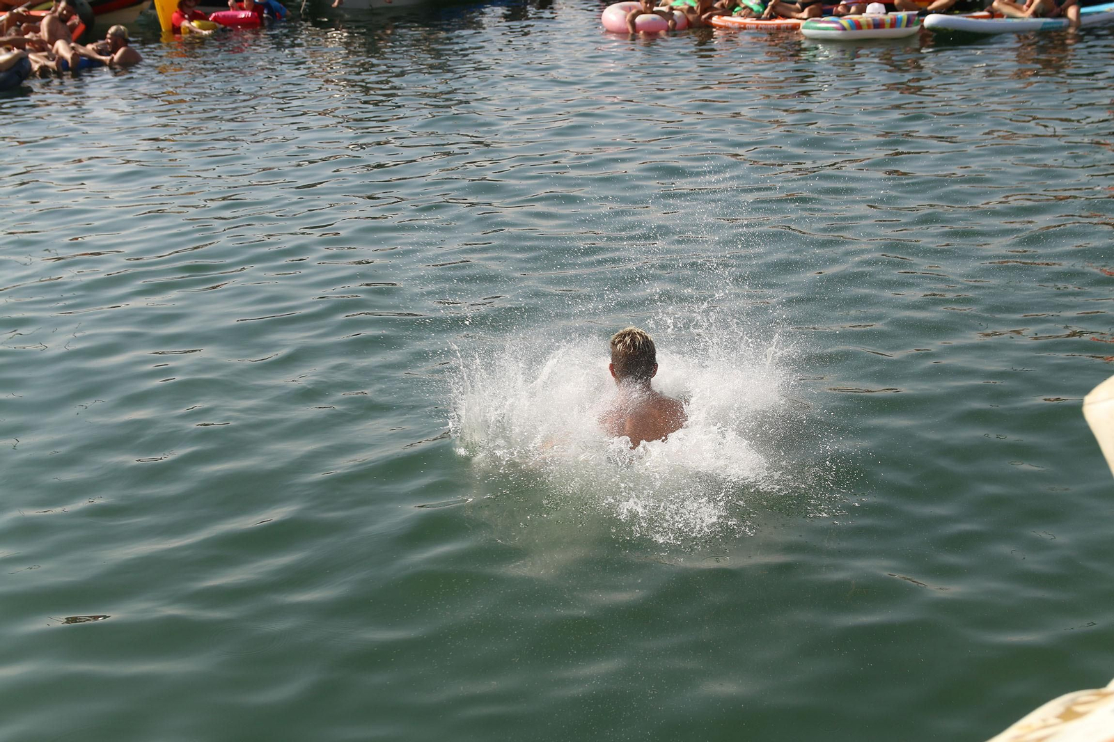 Fotogalería de la cucaña y la procesión de las Fiestas de Santa Ana en Roquetas