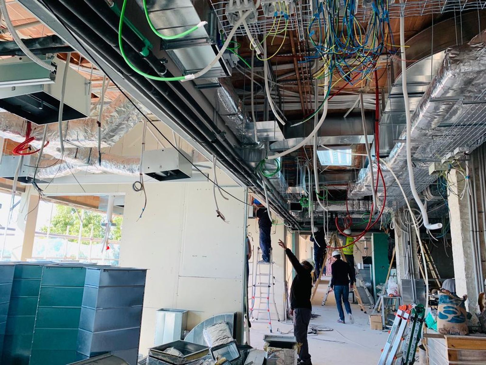 Obras para duplicar la UCI del Clínico de 18 a 36 camas.