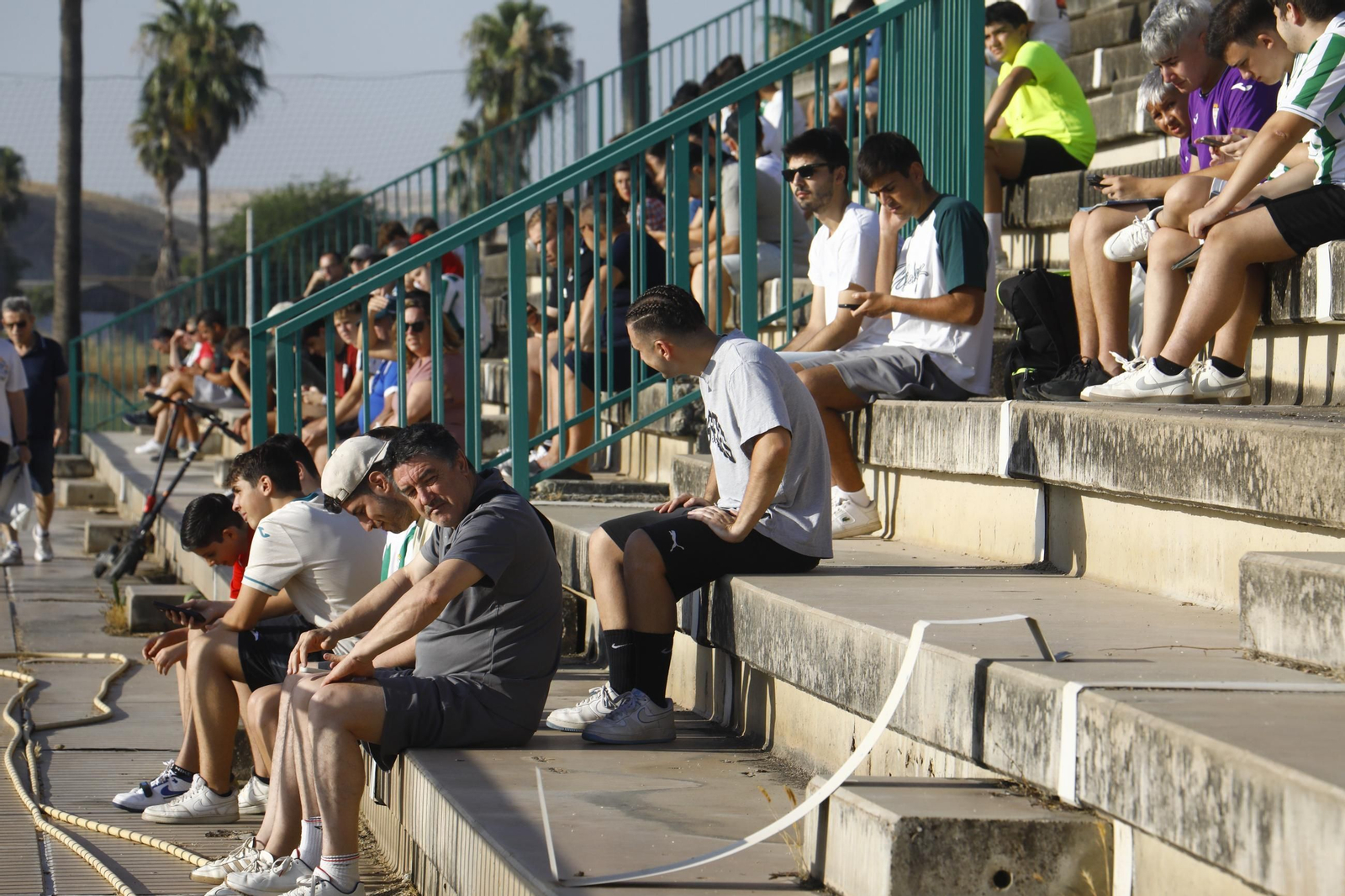 La ilusión puede con el calor en el primer entrenamiento del Córdoba CF