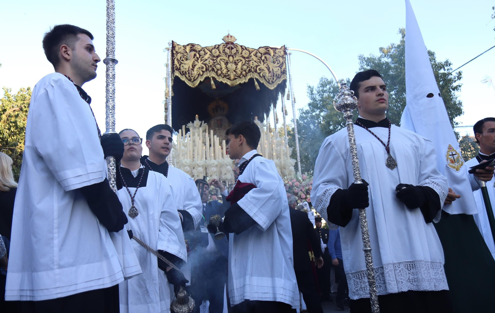 La Hermandad de La Milagrosa en la Semana Santa de Sevilla 2025