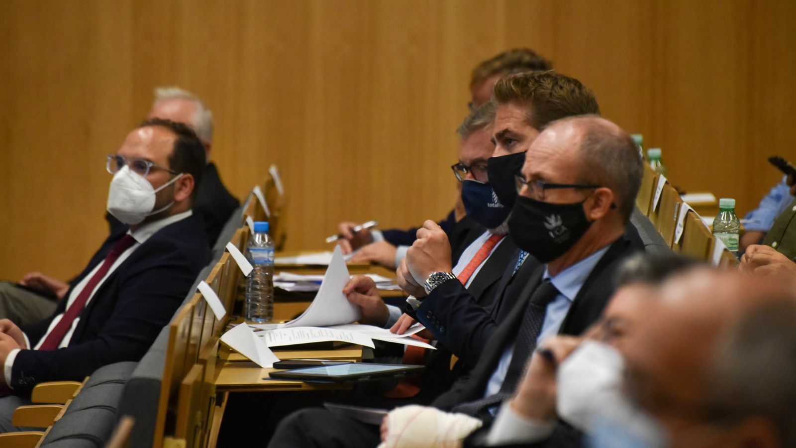 Fotos de la reunión del secretario de estado para la UE y los aalcaldes del Campo de Gibraltar