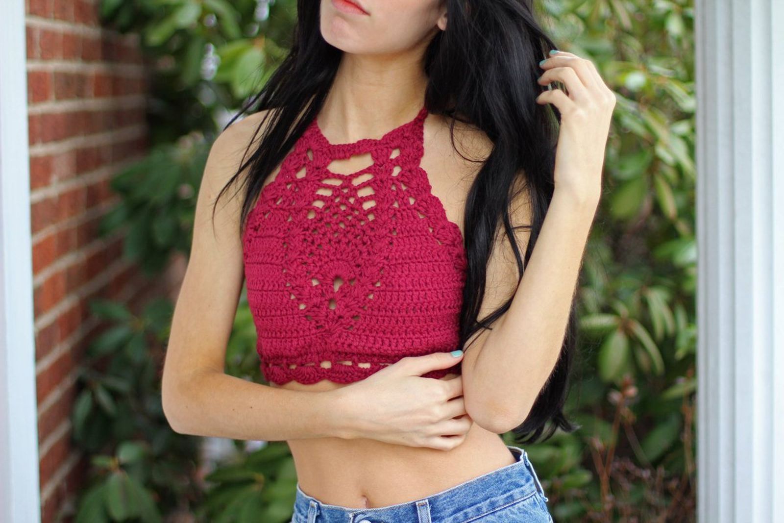 Los 'tops' veraniegos 'DIY' son unas de las prendas más sencillas y estilosas 'home made' que se pueden hacer con relativa facilidad.