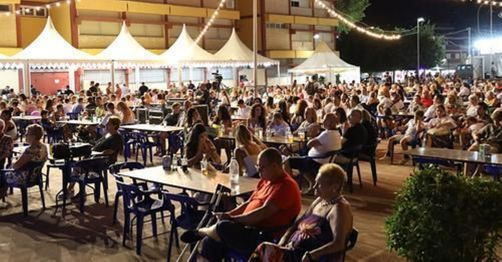 La Feria de Berja mira a  los niños y a los abuelos en su jornada inaugural