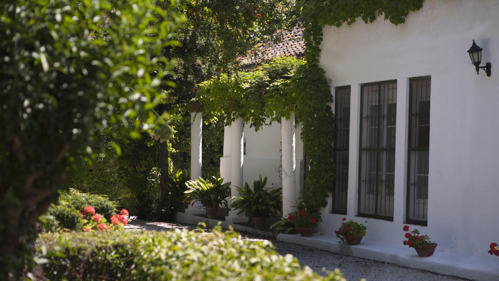 Uno de los jardines exteriores de la Hacienda San Javier. Uno de los jardines exteriores de la Hacienda San Javier.