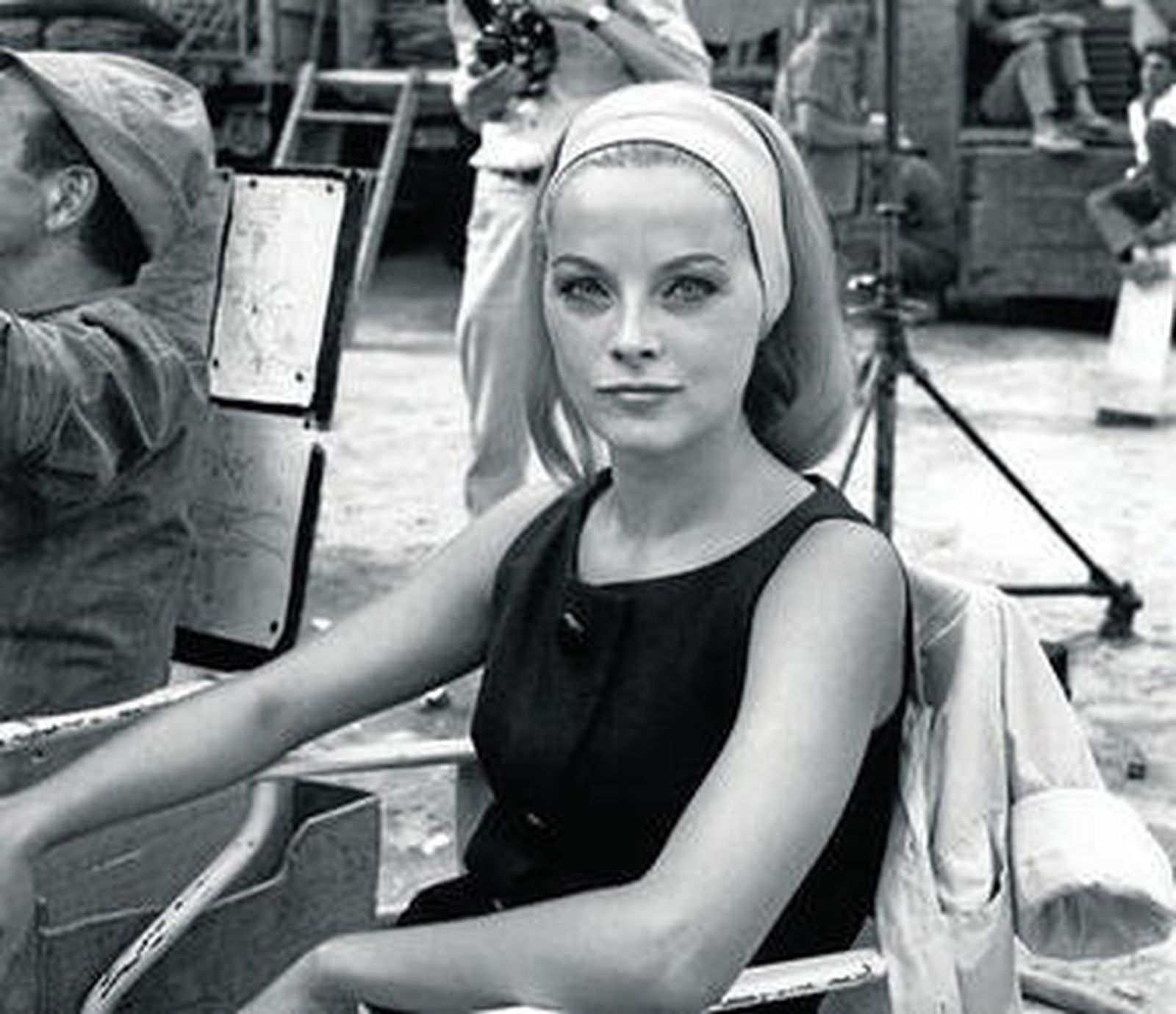 Virna Lisi, en una imagen tomada durante el rodaje de 'El tulipán negro', en Cáceres en julio de 1963.