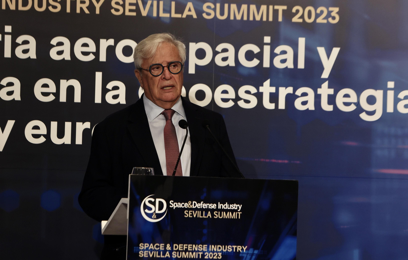 Joan Clos, comisionado del Space & Defense Industry Sevilla Summit, durante la inauguración de la cumbre.